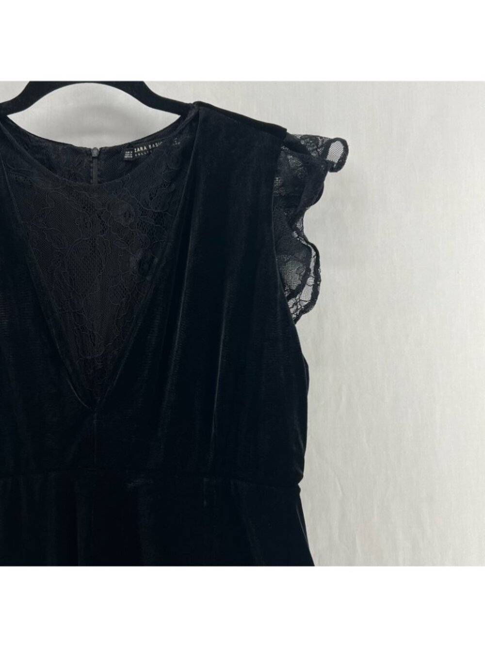 Zara Basic Velvet Lace Mini Dress Womens M Skater Fit Flare Flutter Sleeve Black - Picture 9 of 15